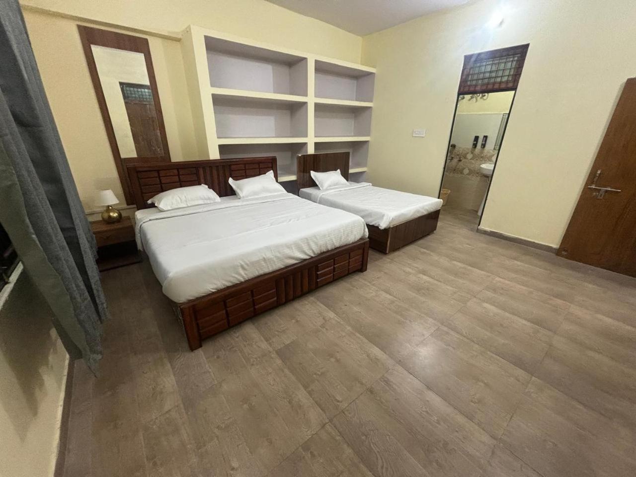 Amara Homestays Prayagraj Extérieur photo